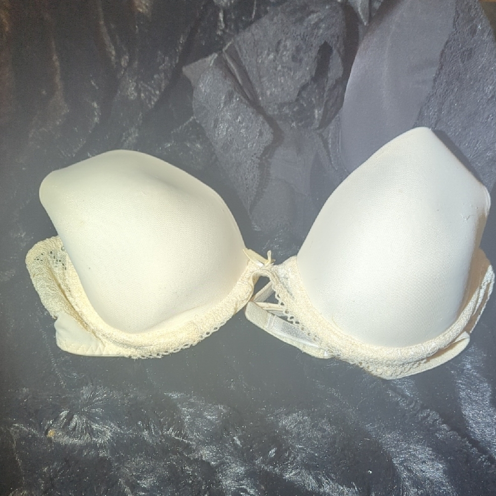 Elegant White Lace Bra